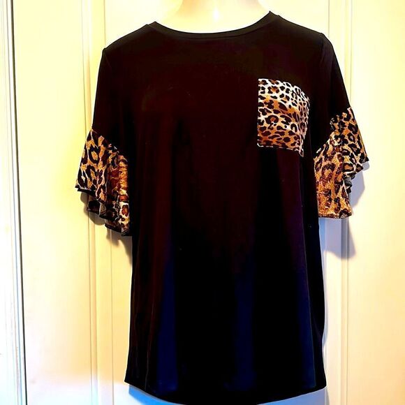 Leopard Top - Picture 2 of 8